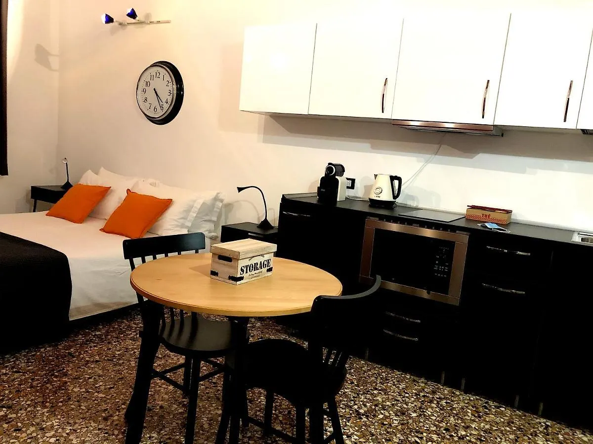 شقة Residenza Pedrotti فيتشنزا